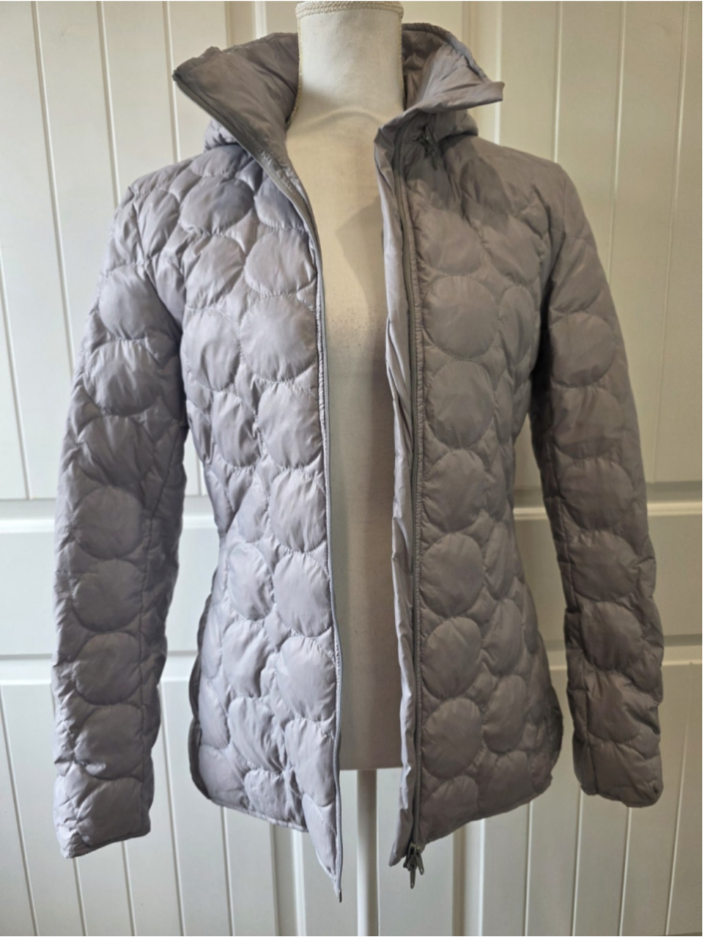 AKRIS Punto Gray Circle Quilt Hooded Puffer Jacket Women's US 8 EU 40 Coat - Picture 4 of 16